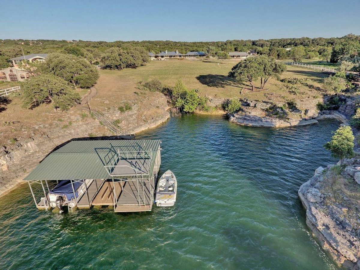 The Estate on Lake Travis Gallery Reverie Hospitality